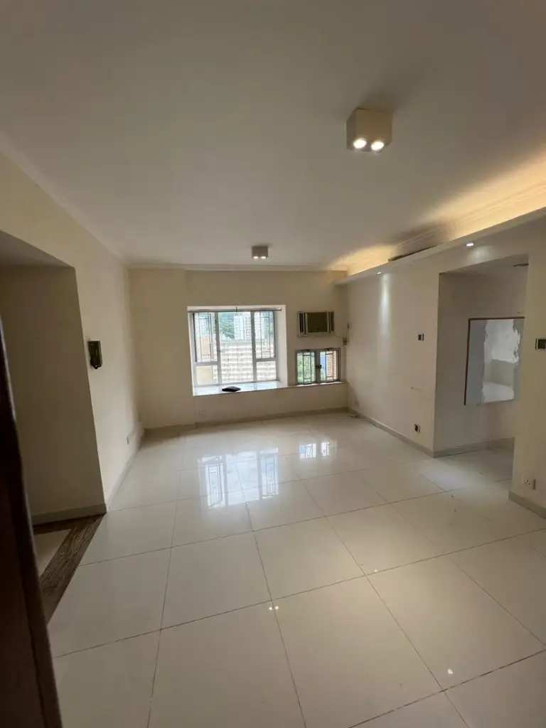 愉景花園 低層 - 步近大圍地鐵站.3room,連台 有裝修,自用收租回報穩定,92881313(WHATS) 